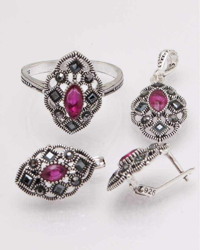 Set argint piatra fucsia si marcasite cod 3-27529, gr8