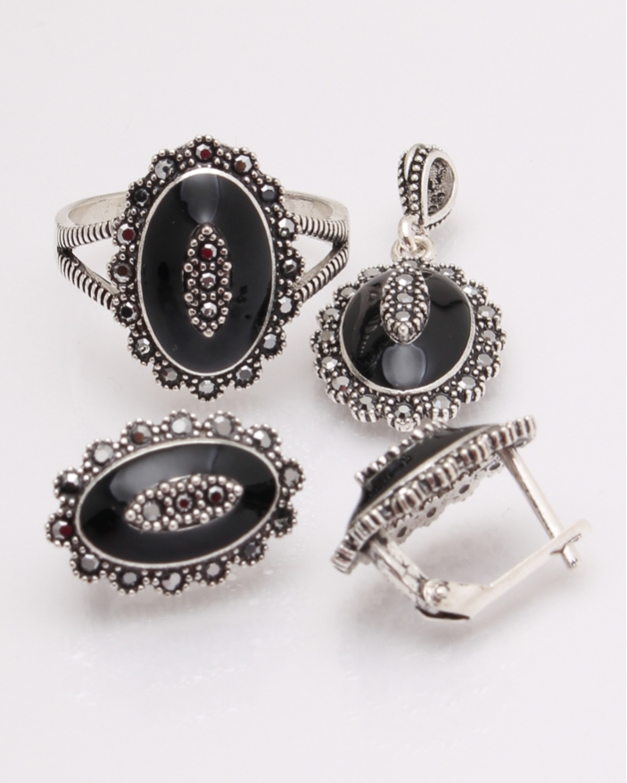 Set argint cu marcasite si email cod 3-29636, gr9.3