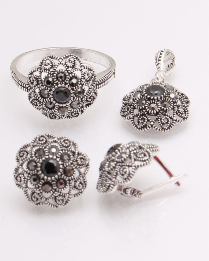 Set argint cu piatra neagra si marcasite cod 3-29710, gr8.4